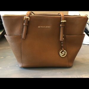 Michael Kors jet set tote saffiano leather tan
